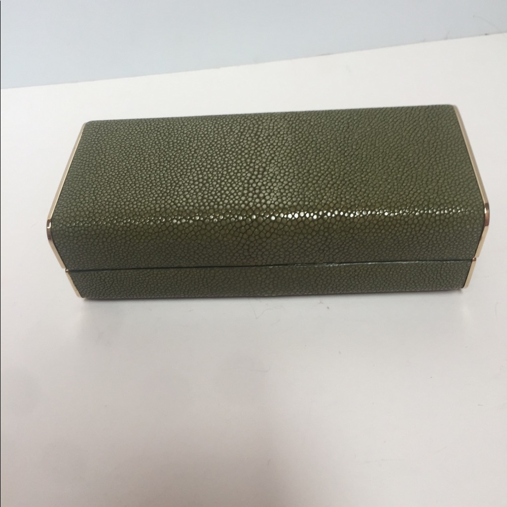 Wilkes Bashford stingray clutch - Picture 3 of 6